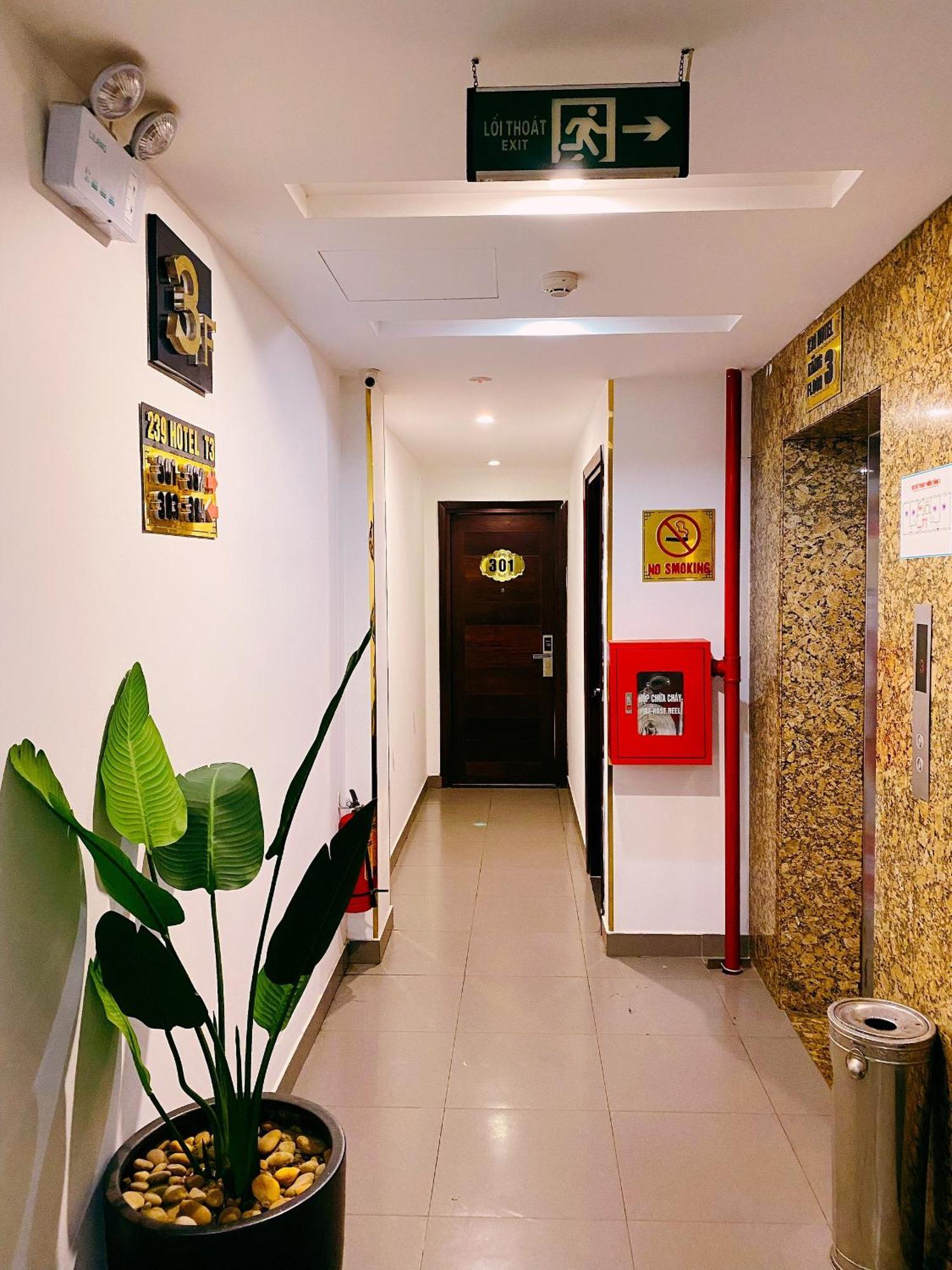 Khach San 239 Hotell Hanoi Eksteriør bilde