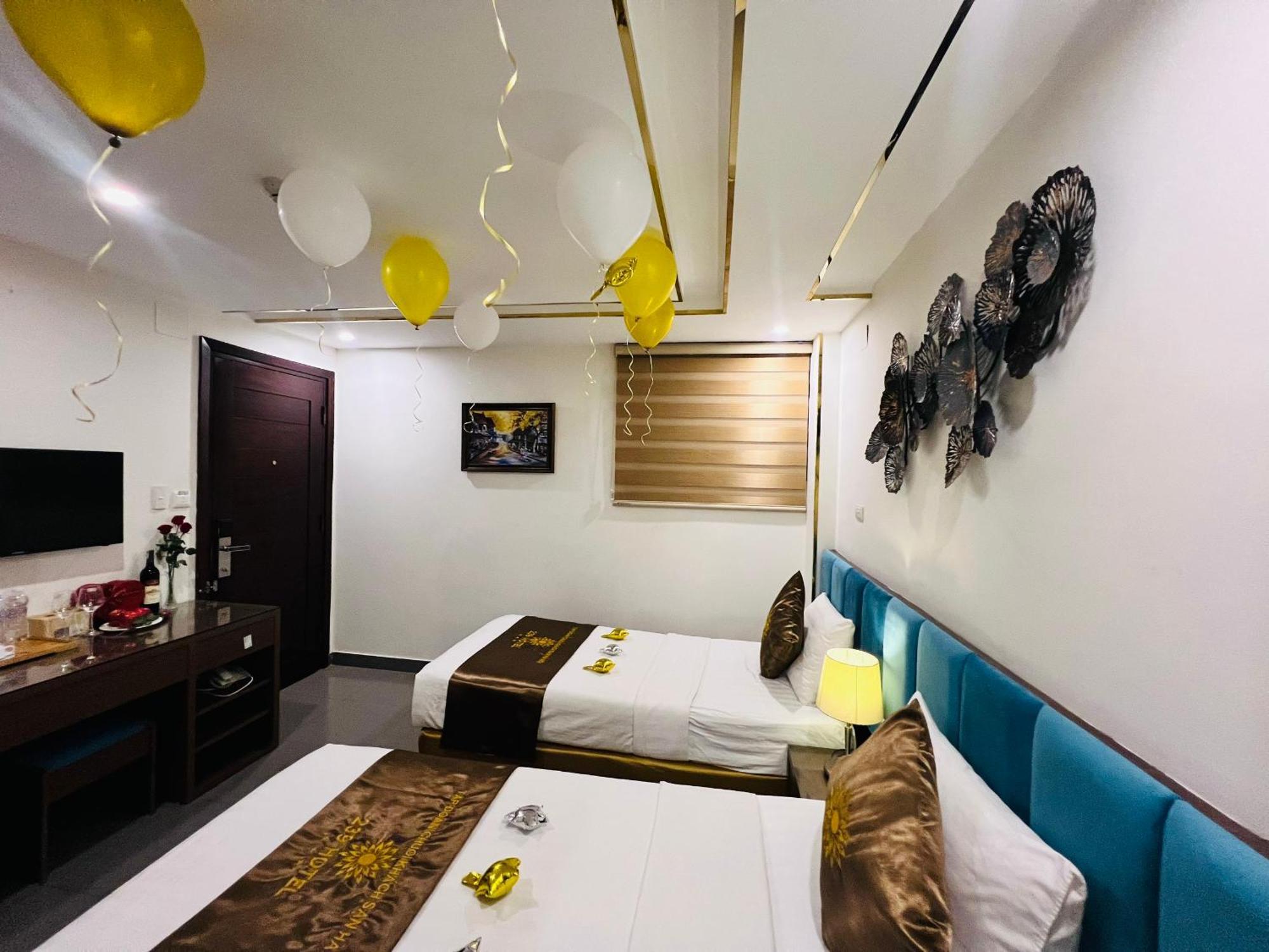 Khach San 239 Hotell Hanoi Eksteriør bilde