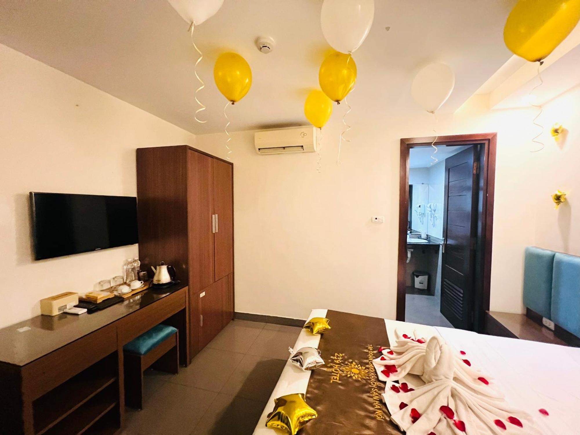Khach San 239 Hotell Hanoi Eksteriør bilde