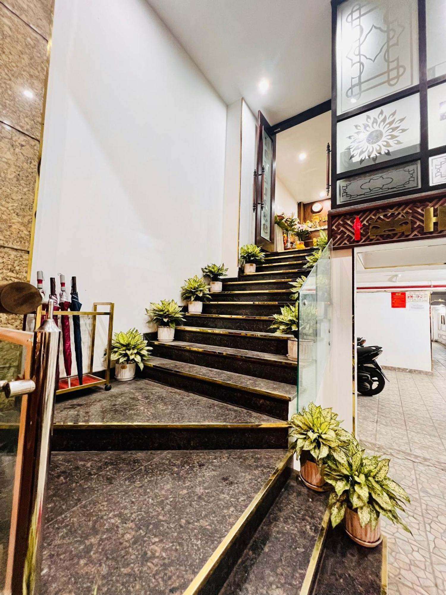 Khach San 239 Hotell Hanoi Eksteriør bilde